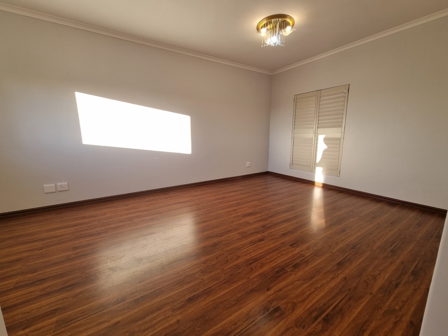 To Let 5 Bedroom Property for Rent in Century City Western Cape